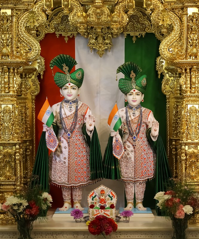 BAPS Shri Swaminarayan Mandir - Toronto - Murti Darshan