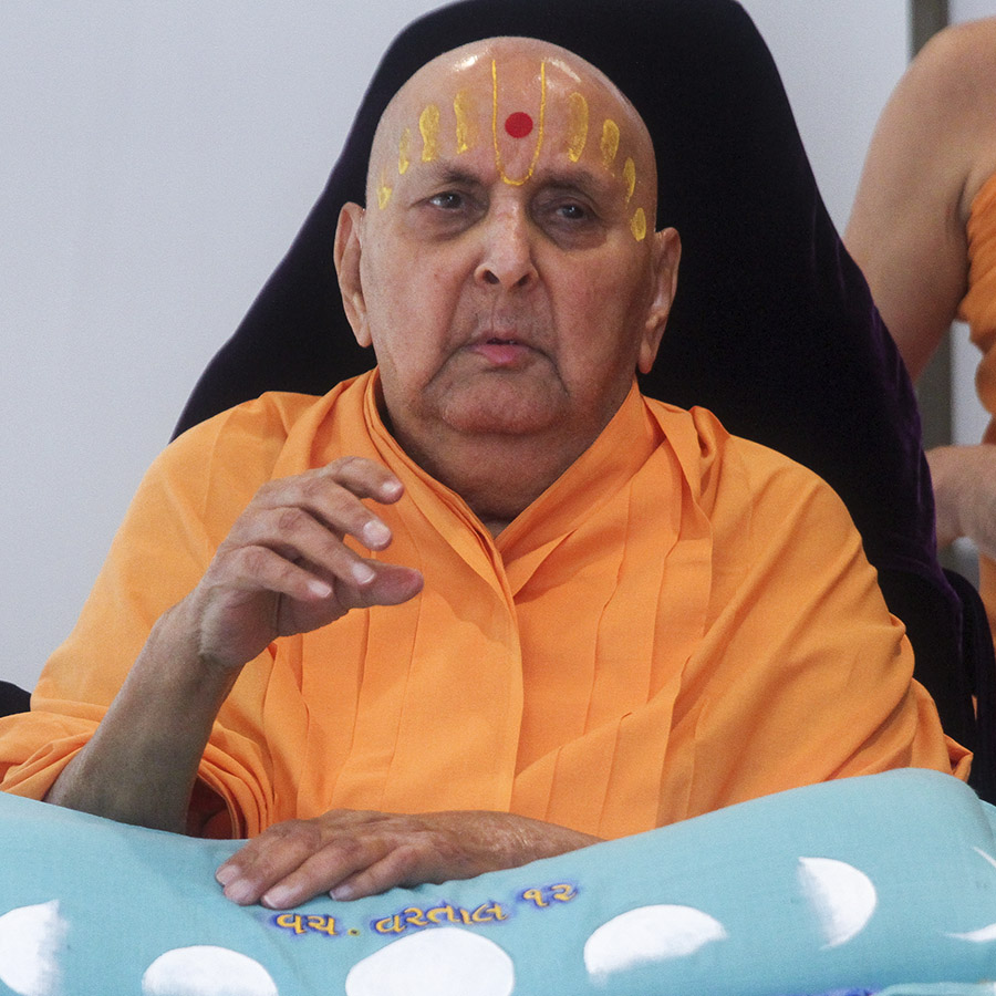 02 July 2015 - HH Pramukh Swami Maharaj's Vicharan, Sarangpur, India