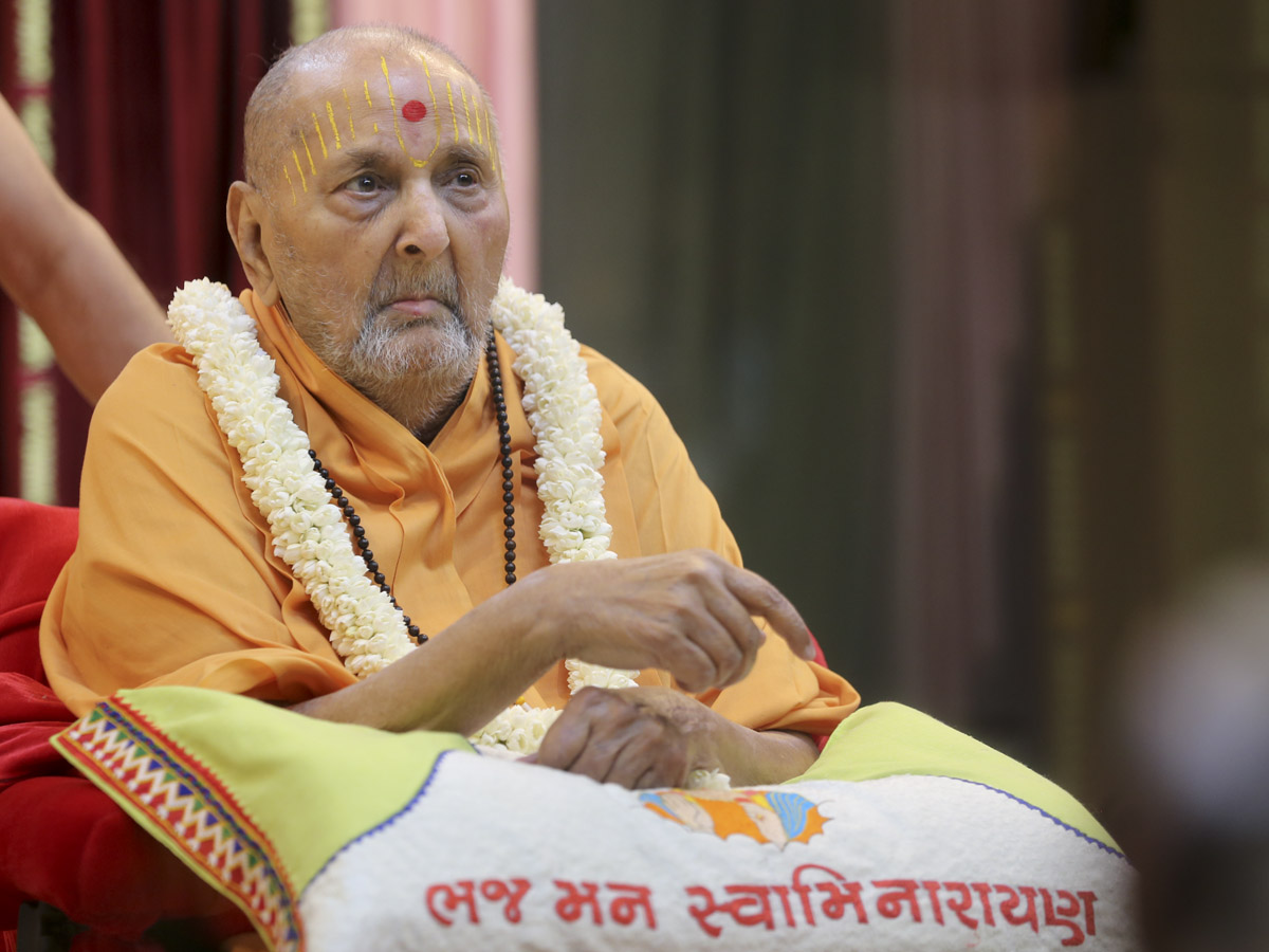 15 April 2016 - HH Pramukh Swami Maharaj's Vicharan, Sarangpur, India
