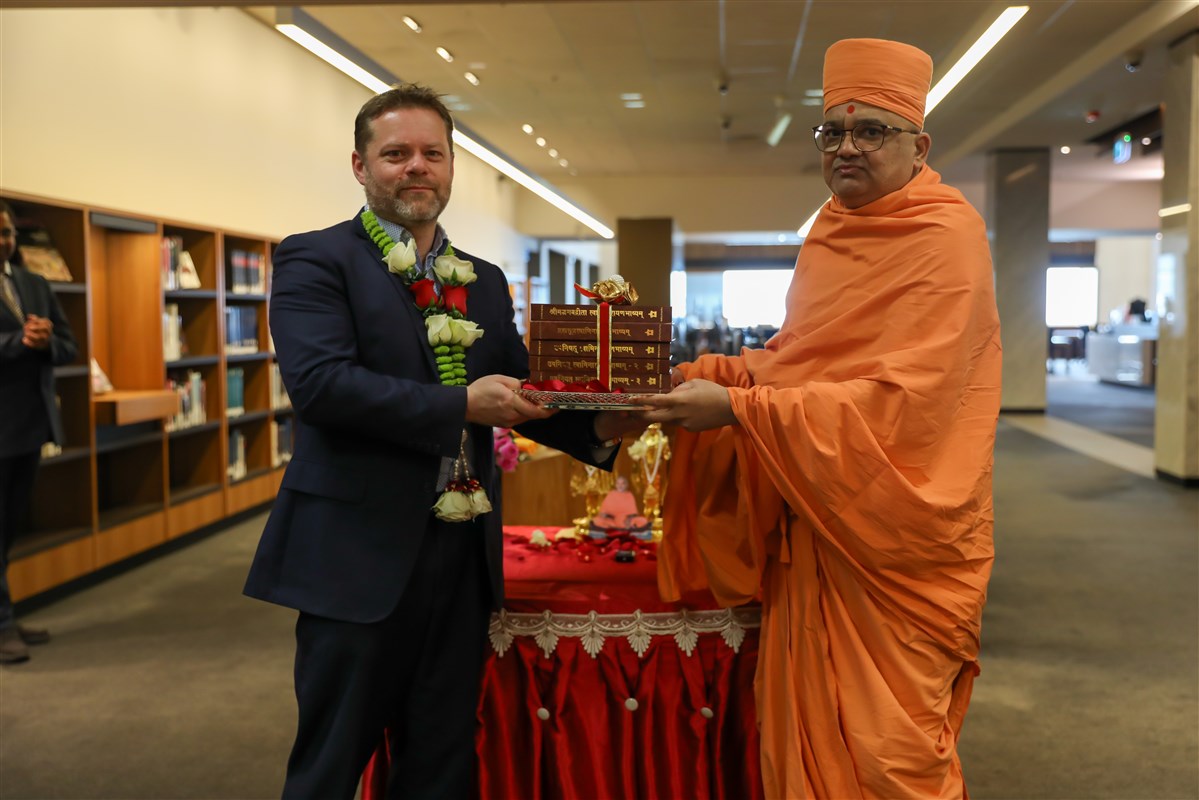 Sanskrit Scriptures Gifted to the National Library of Australia