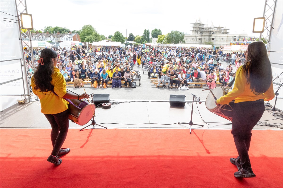 Neasden Temple Summer Fair