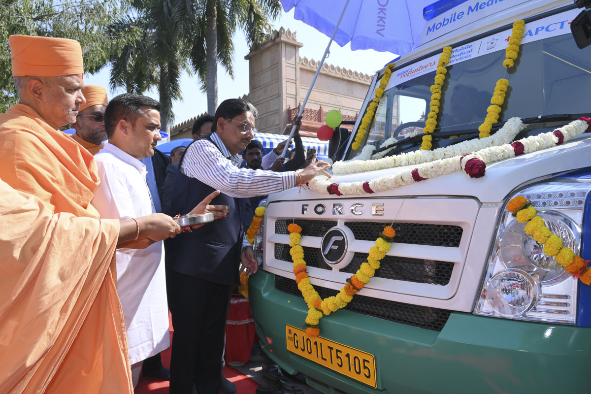 Inauguration of Medical Vans