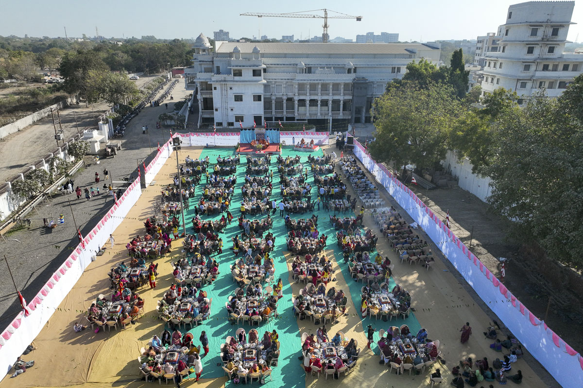 Satsang Diksha Homatmak Yagna