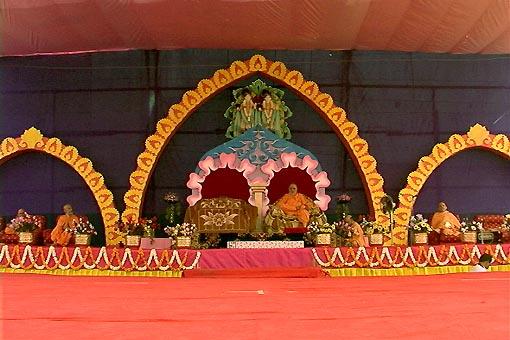 HH Pramukh Swami Maharaj's Vicharan, Surendranagar, Atladara (Vadodara ...
