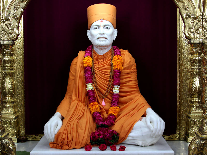 11 September 2013 - HH Pramukh Swami Maharaj's Vicharan, Sarangpur, India