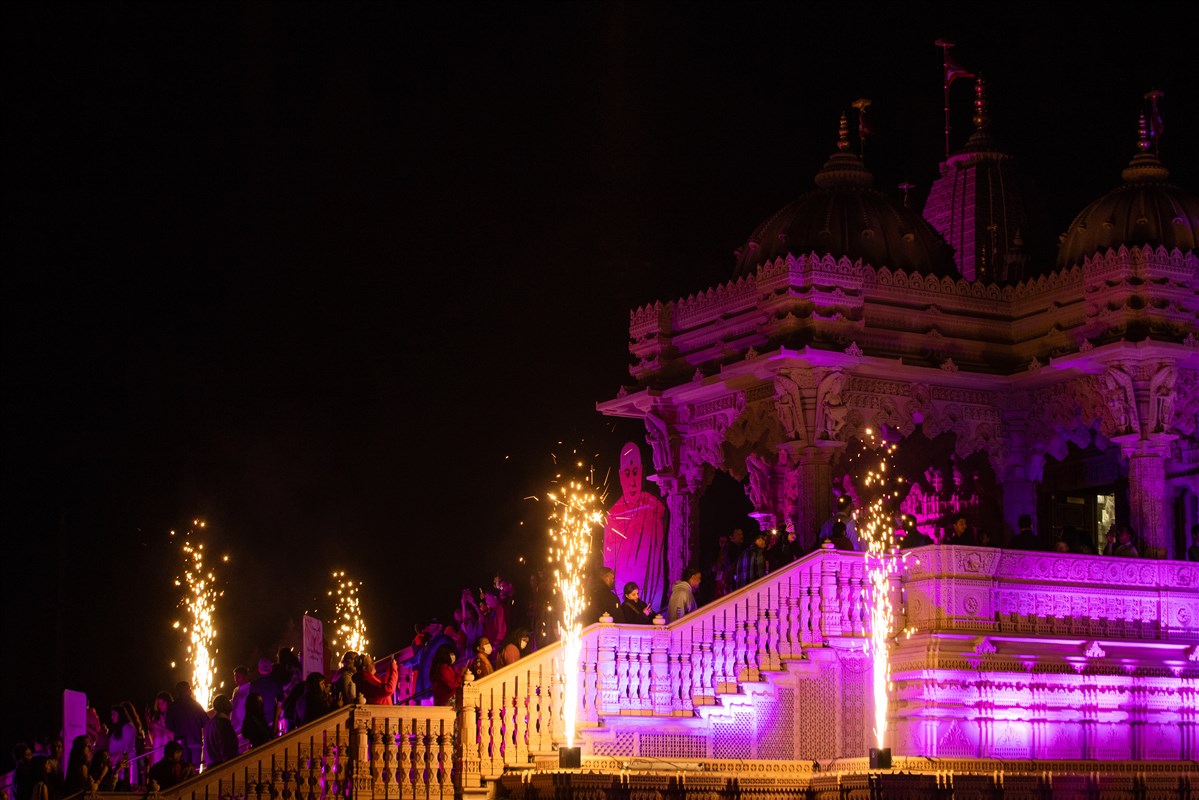 BAPS Shri Swaminarayan Mandir, Los Angeles