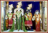 Shri Varninath Maharaj and Bhagwan Shri Gopinathji