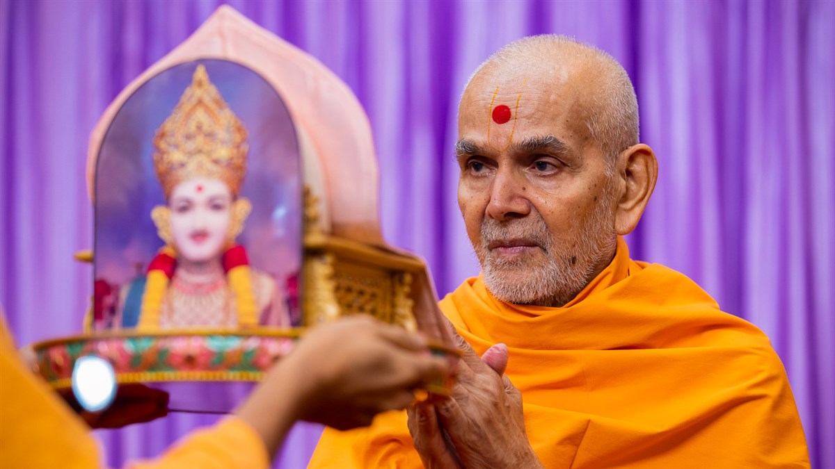 04 September 2021 - HH Mahant Swami Maharaj's Vicharan, Sarangpur, India