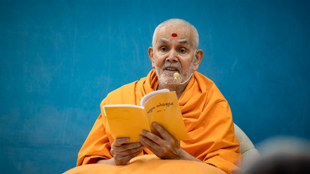 06 April 2022 - HH Mahant Swami Maharaj's Vicharan, Kanad, Surat, India